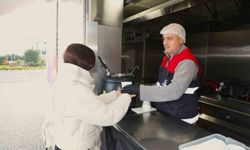 Ordu'da üniversite öğrencilerine sıcak çorba ikramı