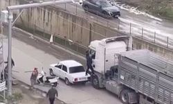 Tır şoförüne sopayla saldırdılar