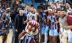 Trabzonspor Galatasaray’a Meydan Okuyor: İstanbul’da Derbi Ateşi