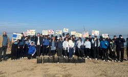 Espiye Sahilinde Çevre Mesajı: 70 Öğrenciyle Kapsamlı Temizlik Çalışması
