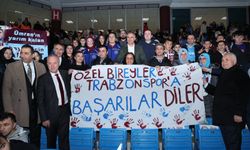 Vali Yıldırım, Trabzonspor Maçını Özel Gereksinimli Bireylerle İzledi