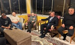 Sivrikaya Geçit Mahallesi’nde Kapı Kapı Dolaştı: “Derdin Derdimizdir”