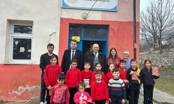 Artvin Ardanuç ilçesindeki Güleş İlkokulu’nda Tutum, Yatırım ve Türk Malları Haftası etkinliği düzenlendi