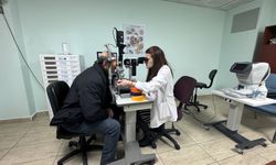 Açaabat Belediye Başkanı Osman Nuri Ekim, huzurevini ziyaret ederek yaşlı vatandaşlarla bir araya geldi