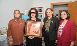 Hülya Koçyiğit Trabzon’da Hayran Kaldı: “İyi ki Bu Merkezi Görmüşüm”