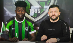 Kaşüstüspor Kaiser Moukoko Transferiyle Gündemde  Kamerunlu yıldız Kaiser Moukoko ile adından söz ettirmeye devam ediyor