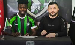 Kaşüstüspor’un Yeni Yıldızı Kaiser Moukoko Tanıtım Videosuyla Gündem Oldu