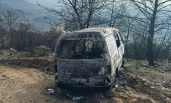 Artvinli genç yanmış araçta ölü bulundu: Aile cinayet şüphesi taşıyor