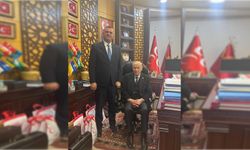 Bahçeli'den Trabzon Teşkilatına Övgü: "Milliyetçi Hareketin Güçlü Kalesi"