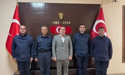 Hayrat'ta hasta kişiyi sağlık ekiplerine ulaştıran jandarma personeline başarı belgesi