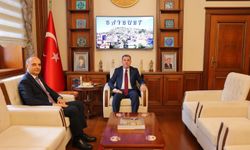 Bayburt'un yeni Defterdarı Hikmet Yıldız göreve başladı