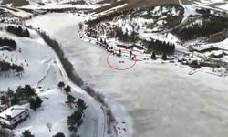 Doğa fotoğrafçısı doktor donmuş gölün üzerinde kamp yaptı