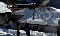 Şalpazarı Doğancı’da Algün Ailesi Karda Kışta Evsiz Kaldı