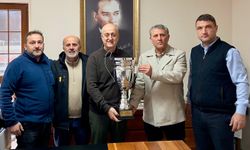 Of Masterler’den Şampiyonluk Kupasıyla Başkan Saral’a Ziyaret