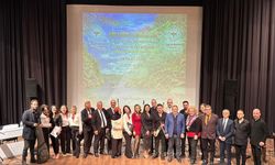 Kültürler Türkülerle Buluştu: Sağlık Çalışanlarına Moral Konseri