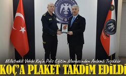 Trabzon’da Eğitime Katkı: Vehbi Koç’a Kütüphane Bağışı İçin Plaket Takdim Edildi