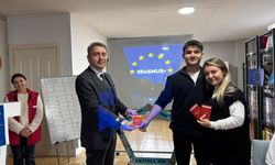 Gençlik projeleri Ulusal Ajans'a sunuldu