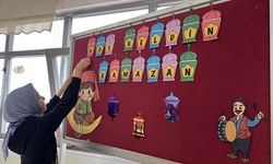 Rize ve Ordu'da öğrenciler okul ve sınıflarını ramazan için süsledi