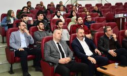 Trabzon'da, 'Dünya medeniyet tarihi ile İslam tıp tarihi arasındaki etkileşim' konferansı düzenlendi