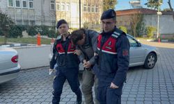 Evinde yasaklı madde ve silahla yakalanan şahıs adliyeye sevk edildi