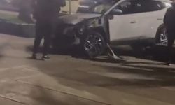 Fren yerine gaza bastı, yürüyüş yoluna girdi