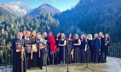 Borçka’nın “Altın Kızları” Türkiye Sahnesinde! Kadın Korosu Kültür Hareketine Dönüştü