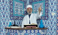 Din Görevlisi Ayazoğlu’ndan Sert Tepki: “Dünya İki Sapkının İnsafına mı Bırakıldı?”