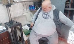 Demir Doğrama Ustası Ama Şifa Dağıtıyor: Fıtık Ağrılarını Masajla Gideriyor