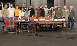 Trabzon Devlet Tiyatrosu’nda “İnsancıklar” prömiyeri için geri sayım