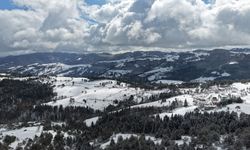 Karla kaplı Kızlan Yaylası dronla görüntülendi