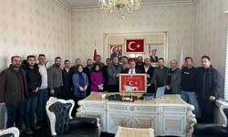 Kelkit Belediye Başkanı Yılmaz'a doğum günü kutlaması