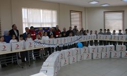 Of'ta ihtiyaç sahipleri için 300 gıda kolisi yardımı yapıldı