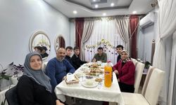 Şehit Kadir Kara Anadolu İmam Hatip Lisesi öğretmen ve öğrencilerinden şehit ailesine ziyaret