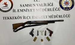 Tekkeköy'de bir evde 3 ruhsatsız silah ele geçirildi