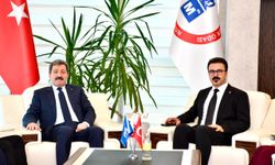 Vali Tavlı'dan Muhasebe Haftası'nda mali müşavirlere ziyaret