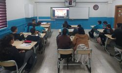 Bayburt'ta öğrencilere finansal okuryazarlık eğitimi verildi