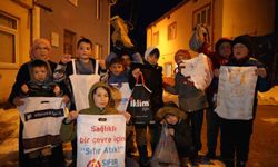 Bayburt'ta on beşi coşkusu: Asırlık gelenek ile çocuklar sokakları şenlendirdi