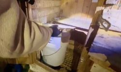 Kümesin içine saklanan yasaklı madde jandarma buldu