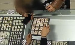 Samsun'da kuyumcudan hırsızlık güvenlik kamerasıyla görüntülendi
