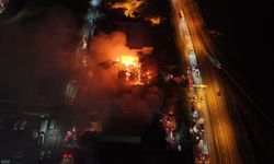 Trabzon'da fındık fabrikasının deposunda çıkan yangın kontrol altına alındı