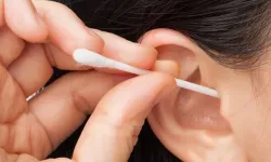 Kulak Sağlığında Gizli Tehlike! Günlük Alışkanlıklar İşitmenizi Tehdit Ediyor