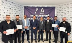 Anahtar Parti Trabzon’da mahalle başkanlarını açıkladı