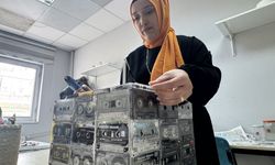 Eski Kasetler Lamba Oldu: Görenler Gözlerine İnanamadı!