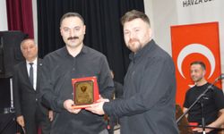 Havza'da 23 Nisan Türk Halk Müziği Konseri düzenlendi