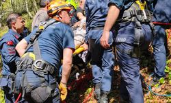 Kayalık alana düşen vatandaş AFAD'ın ipli istasyon sistemiyle kurtarıldı