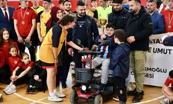 Trabzon'da DMD hastası kardeşler için futsal turnuvası düzenlendi