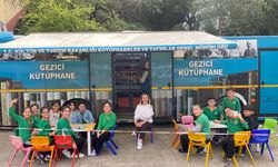 Yağlıdere'de gezici kütüphane öğrencileri kitapla buluşturdu