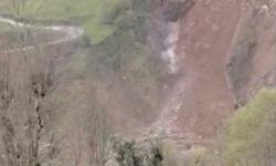 Rize'de yamaçtan düşen kaya saniye saniye kameraya yansıdı