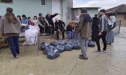 'Sessiz' mahalleye 3 kamyonluk yardım