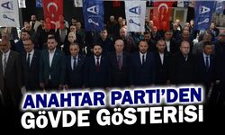 Anahtar Parti’den Dernekpazarı’nda Gövde Gösterisi